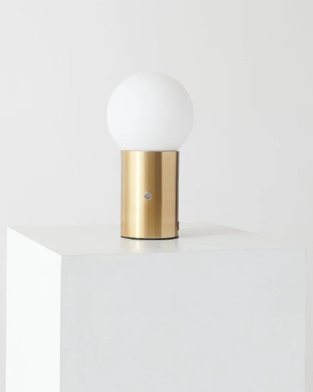 Kai Table Lamp