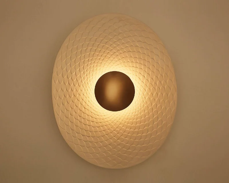 Chisaii Ryu Wall Lamp