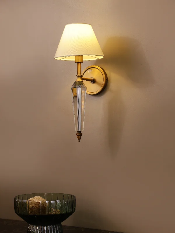 Duskvale Wall Light