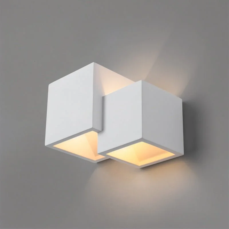 Liora Wall Lamp