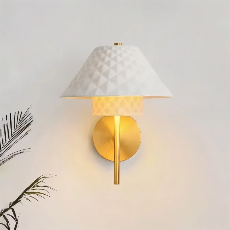 Ocris Wall Lamp