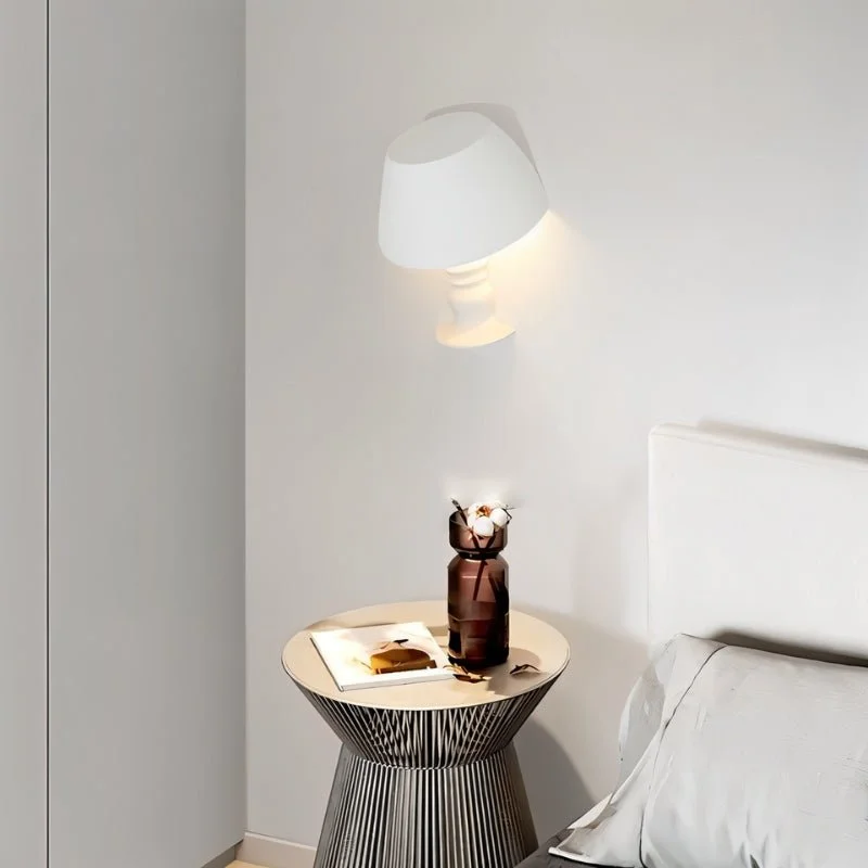 Stera Wall Lamp